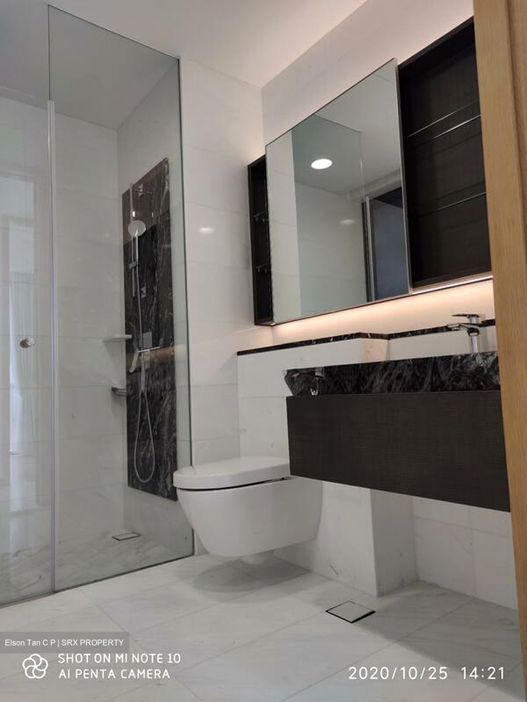 Marina One Residences (D1), Apartment #518952061